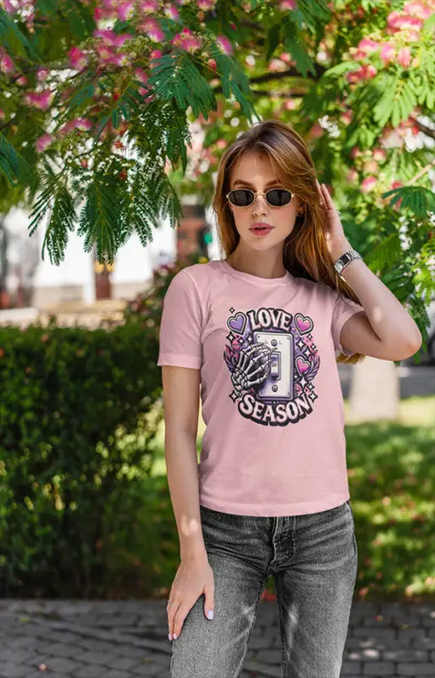 Women’s Half Sleeve Round Love Season - Light Baby Pink / XL