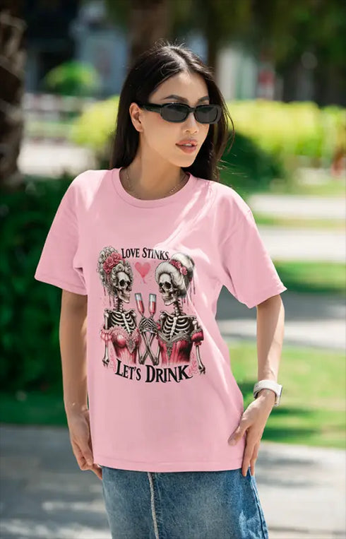 Women’s Half Sleeve Round Love Stinks - Light Baby Pink / XS