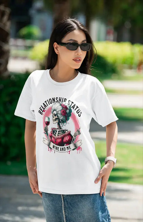 Women’s Half Sleeve Round Neck Relationship Status - White / XS